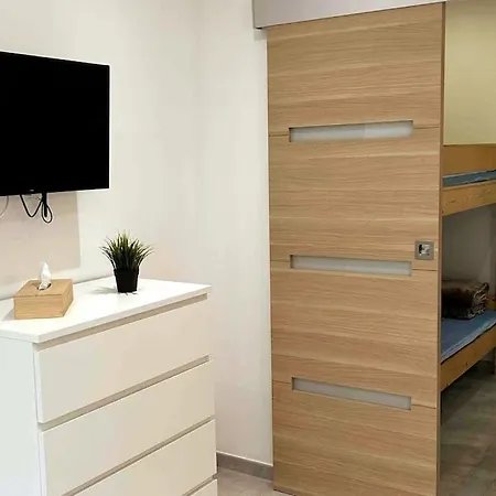 Appartement L'écrin - 4 Pers - Neuf - Hyper Centre - à 2 Min à Pied