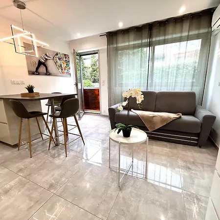 L'écrin - 4 Pers - Neuf - Hyper Centre - à 2 Min à Pied Appartement